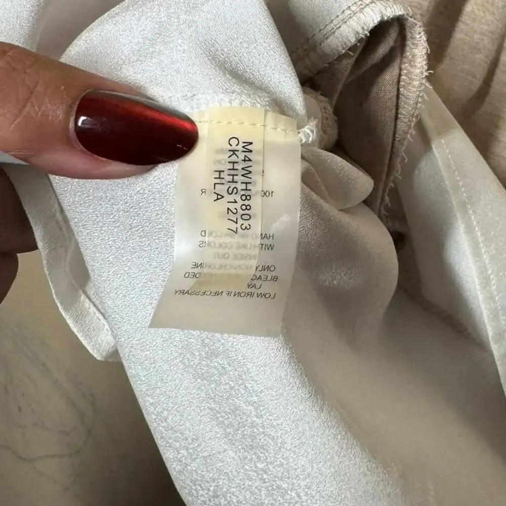 CALVIN KLEIN LAGON LOOK LONG SLEEVE SPLIT BACK TOP CREAM AND WHITE SIZE S